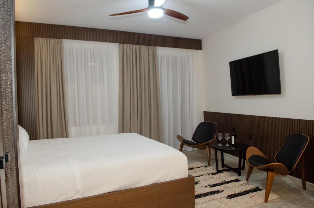 נפפקטוס Leone Suites מראה חיצוני תמונה