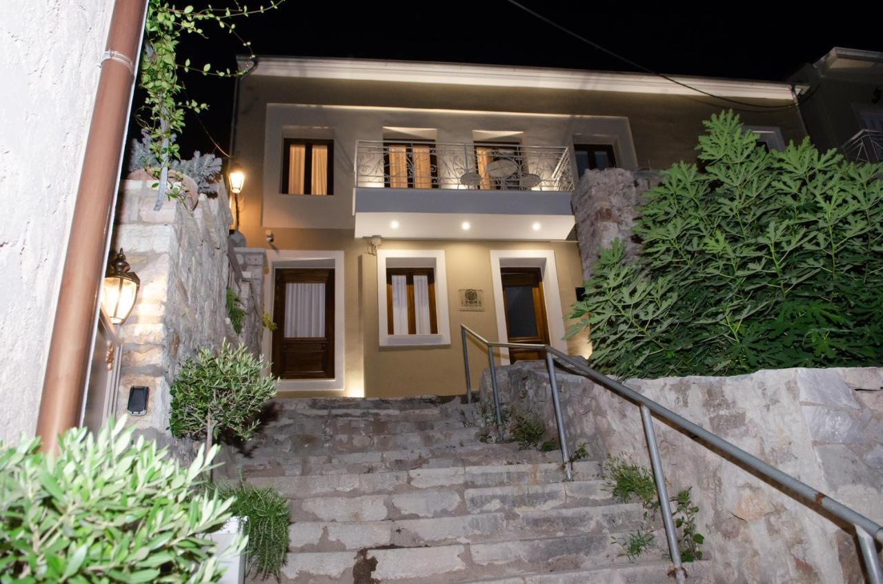נפפקטוס Leone Suites מראה חיצוני תמונה
